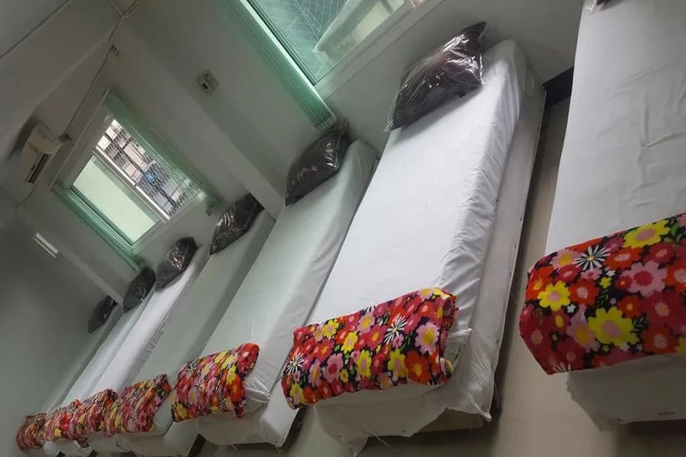 H Youth Hostel - photo 4
