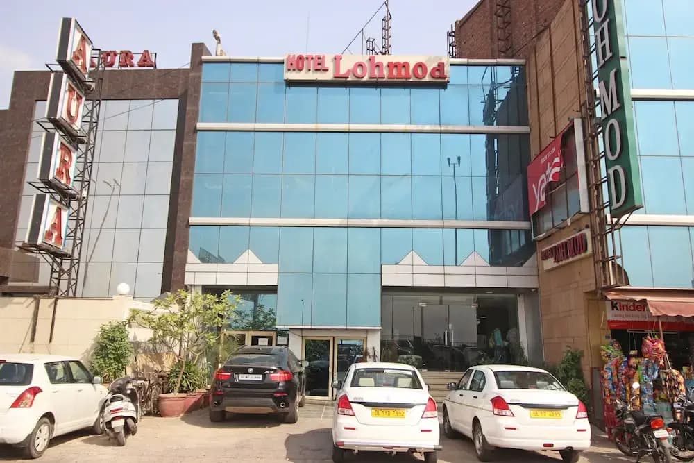 OYO 9011 Hotel Lohmod - photo 1