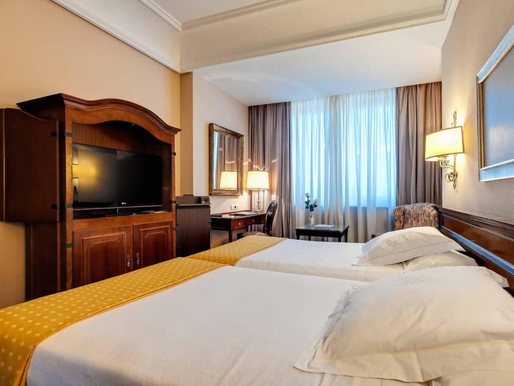 Hotel Miguel Angel by BlueBay - photo 3