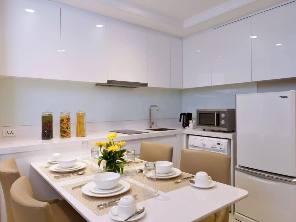 Grande Centre Point Ploenchit Hotel - photo 36