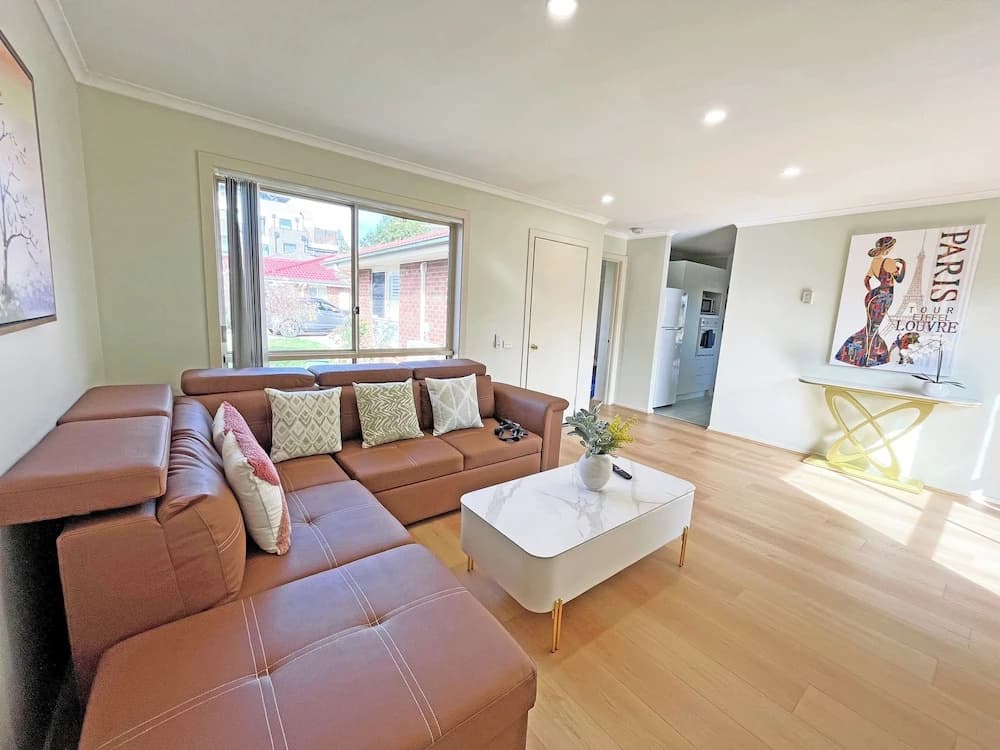 Ringwood 2BR Home - photo 23
