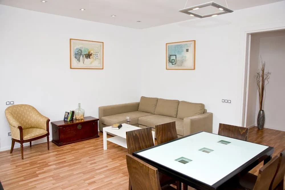 Claris Apartments - photo 14
