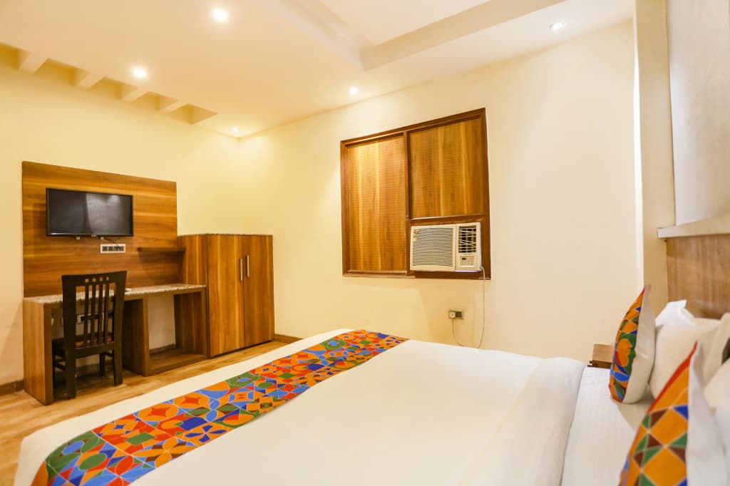 Hotel Royal Touch - photo 5