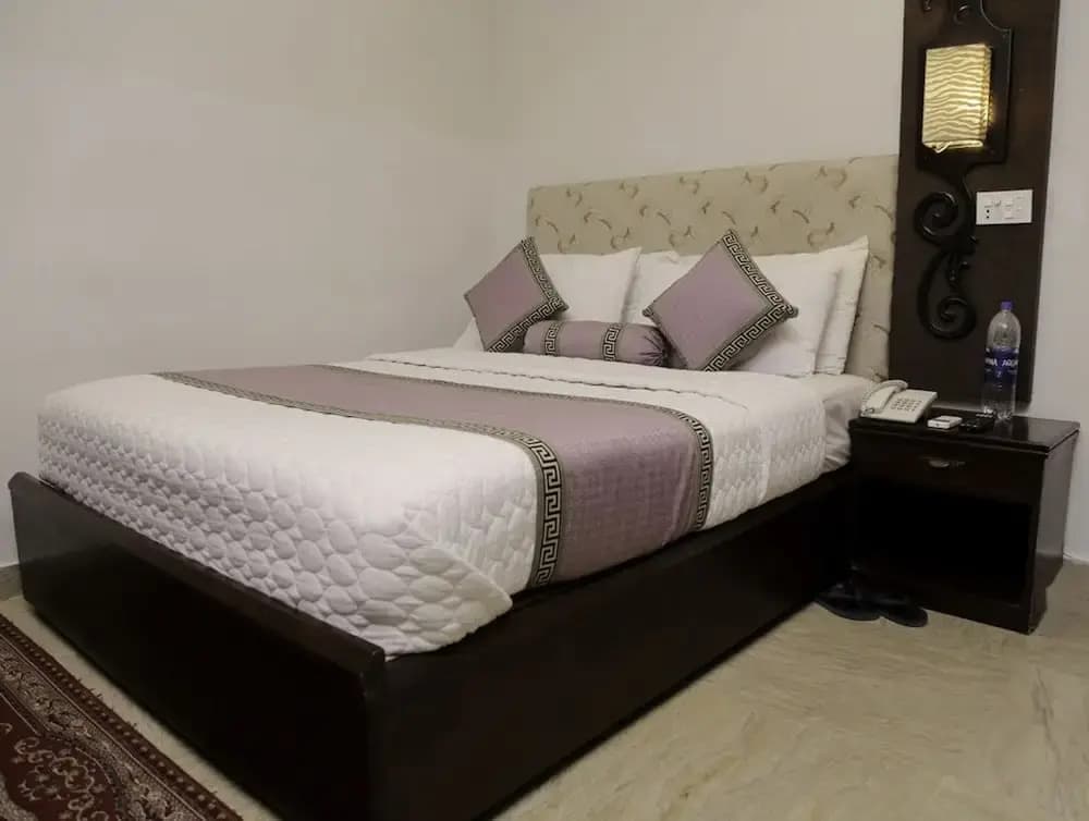 Van Xuan Hotel - photo 4