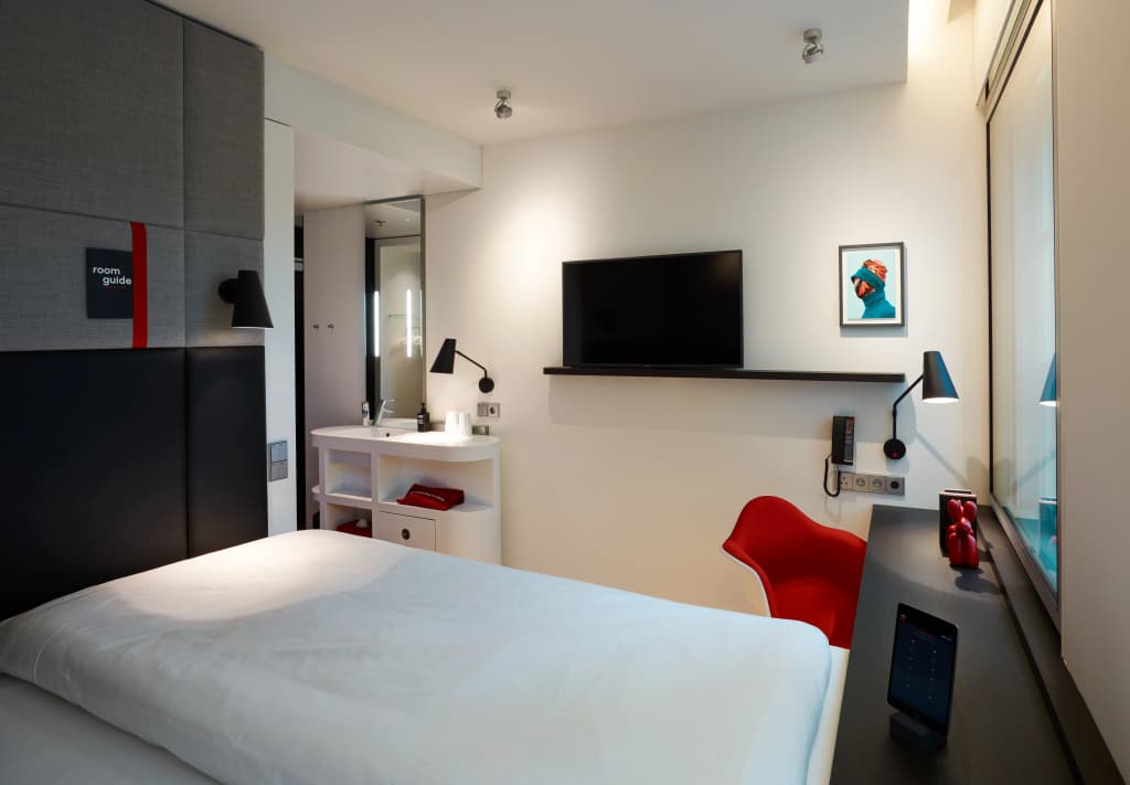 citizenM Amstel Amsterdam - photo 4