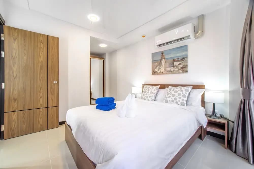 Naiharn Sea Condominium S608 - photo 27