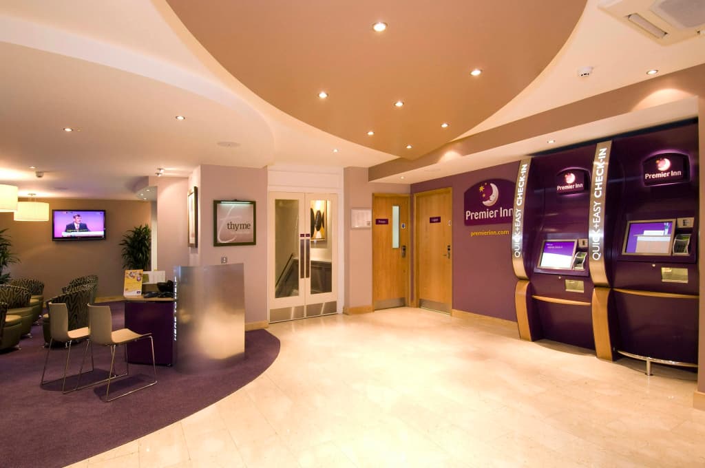 Premier Inn London Victoria - photo 8