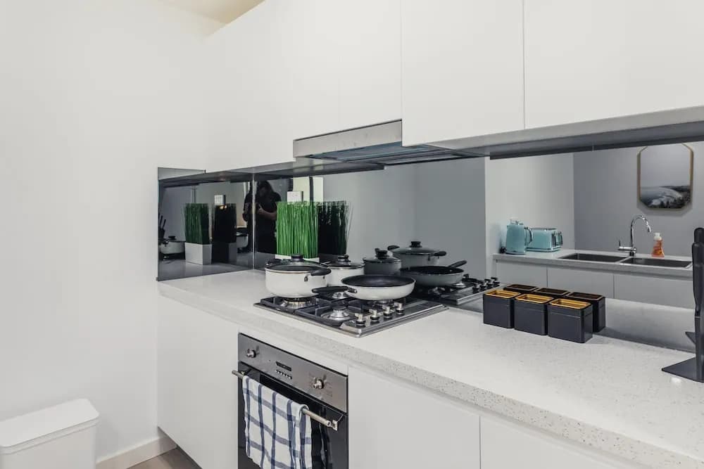 mascot apartment - photo 16