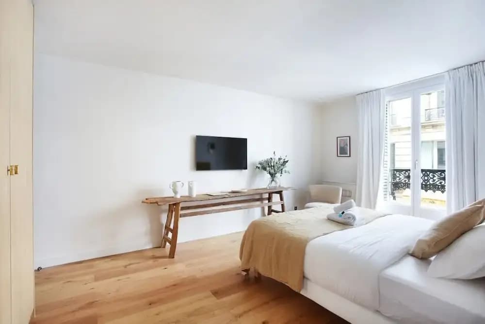 Luxurious and new Apartment in the Center of Paris - photo 4