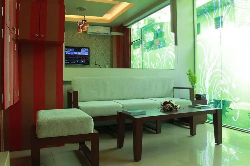 Hotel Pallazo - photo 2