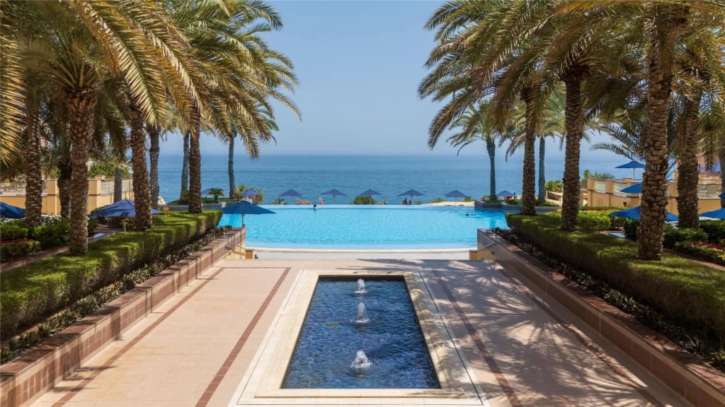 Al Husn Muscat Hotel  - photo 18