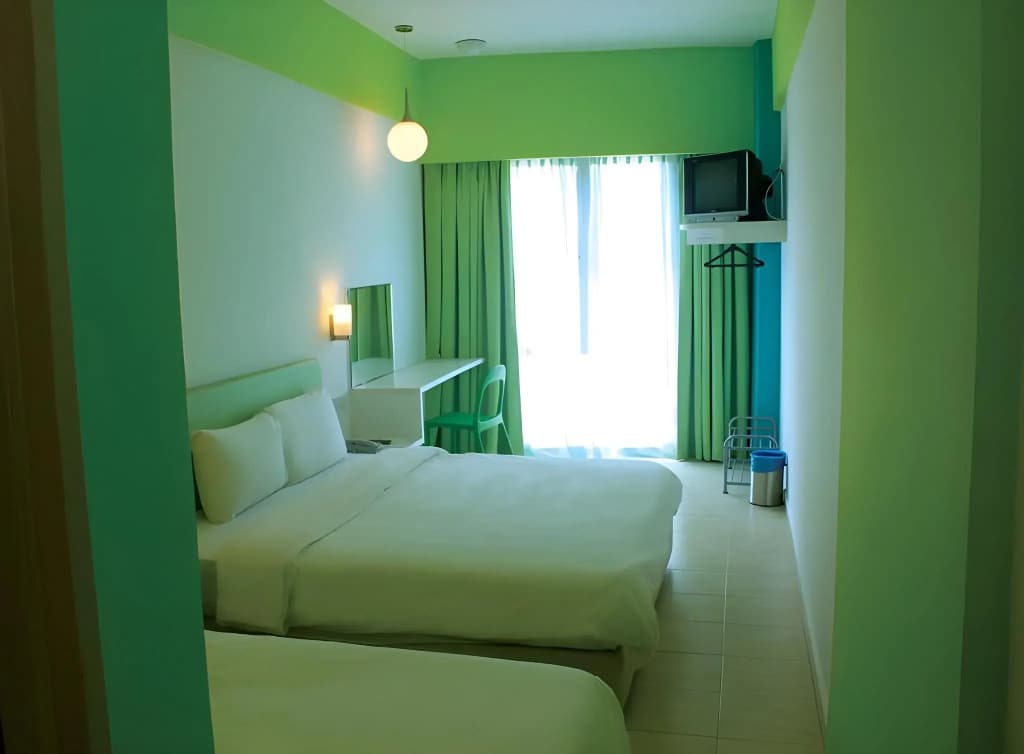 YY38 Hotel - photo 12