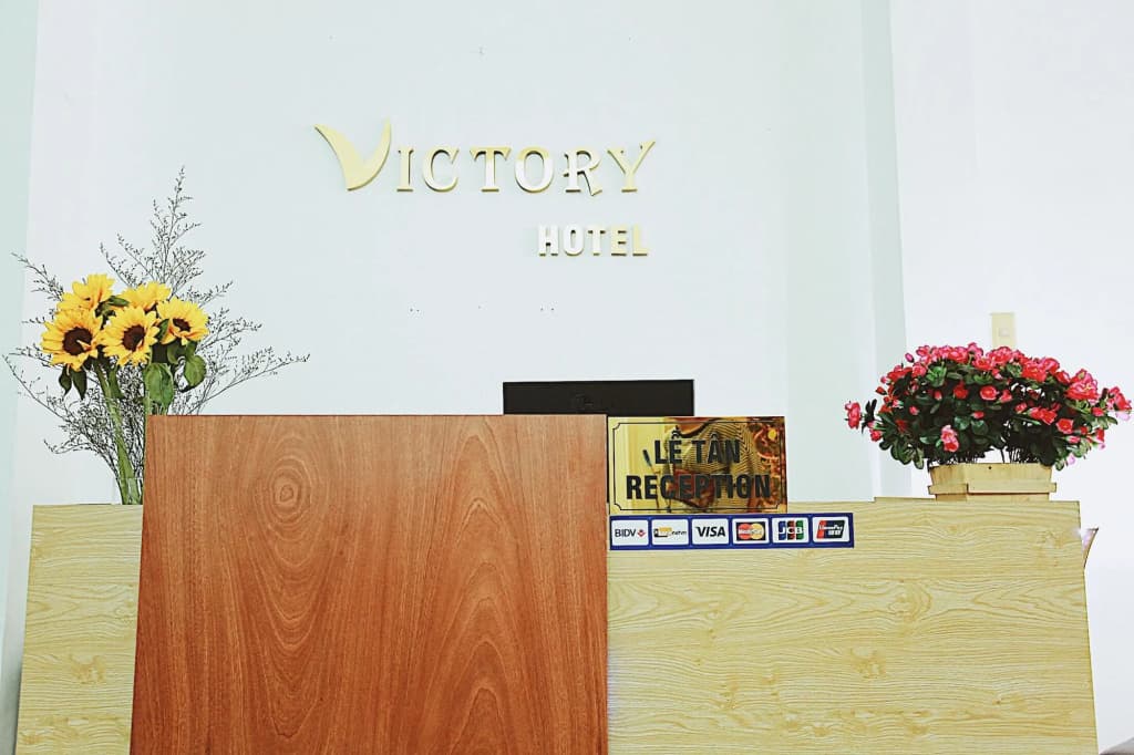 Victory Hotel - photo 2