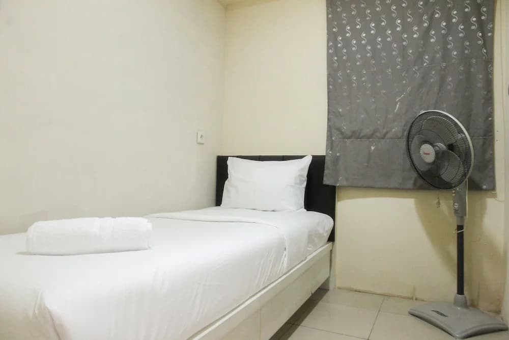 Simply Minimalist 2BR Apartment at Green Palace Kalibata - photo 16