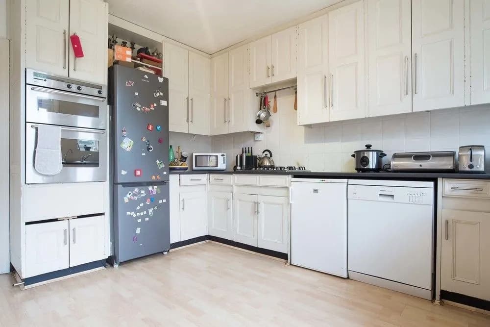 Veeve - Family Den - photo 16