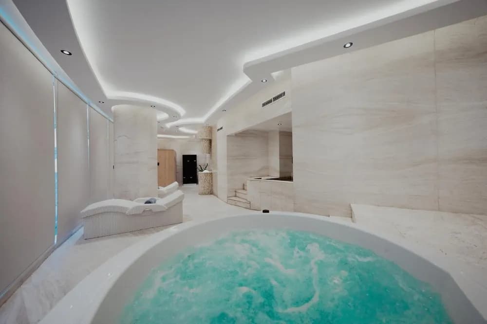 Century Marina Hotel Lusail - photo 17