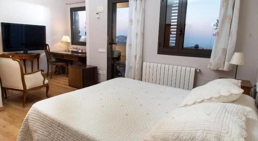 Anita’s Bed and Breakfast - photo 2