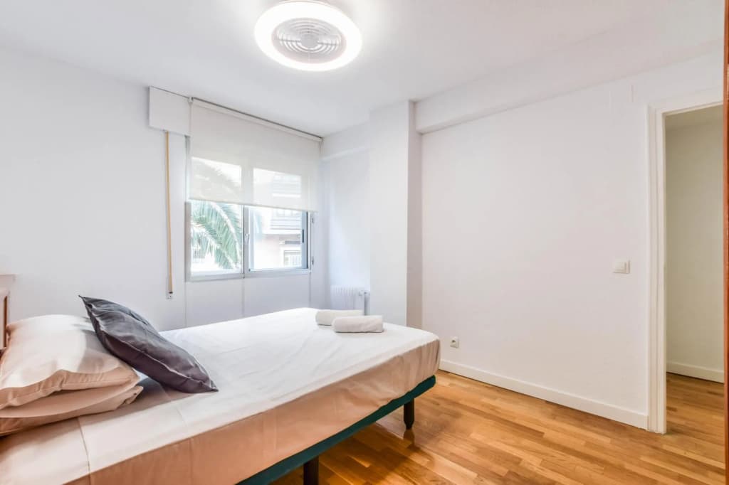 Alcalá I in Madrid with 3 bedrooms and 2 bathrooms - photo 6