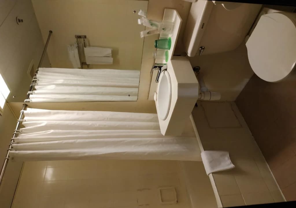 Evergreen Hotel - photo 8