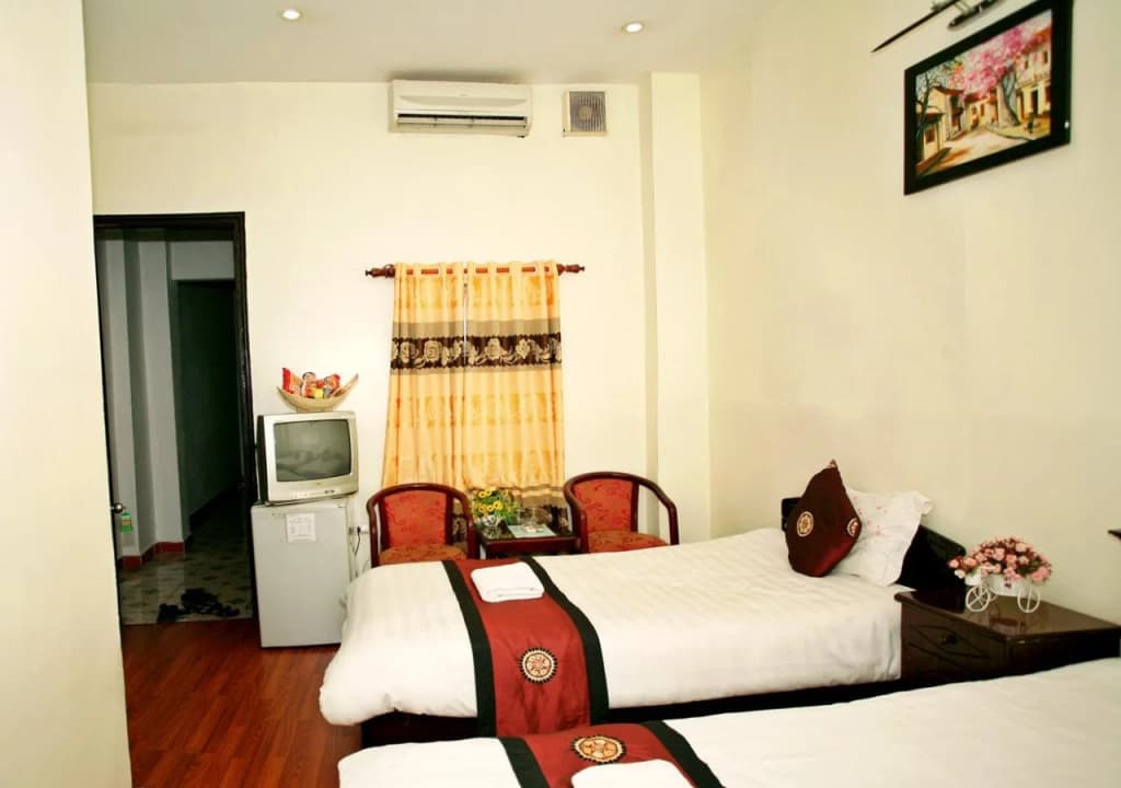 Green Street Hotel - photo 2