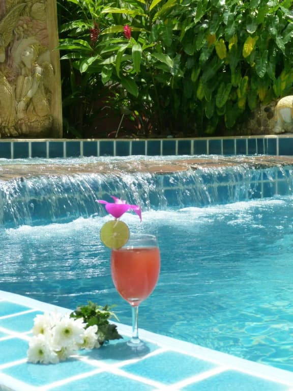 Seven Seas Hotel - photo 10