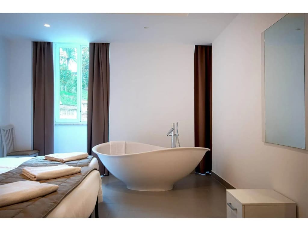 Trevi Palace Hotel - photo 8