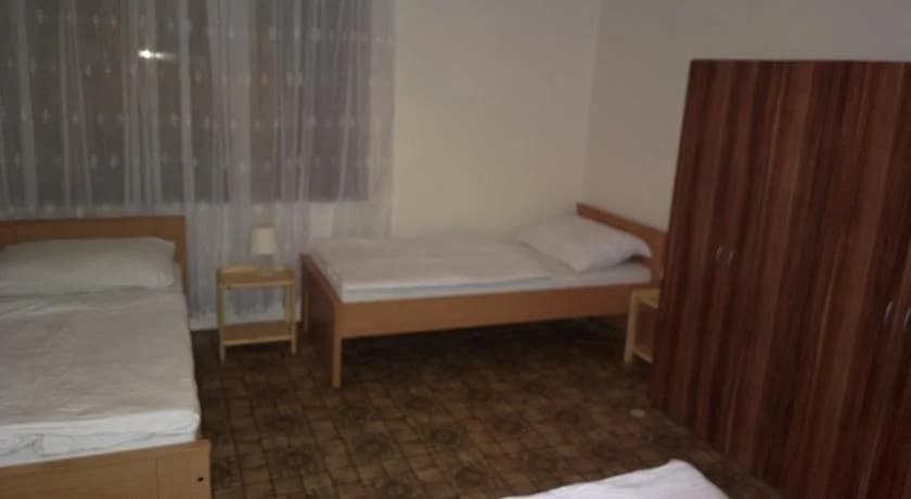 Hostel 4 U - Dolni Chabry - photo 2