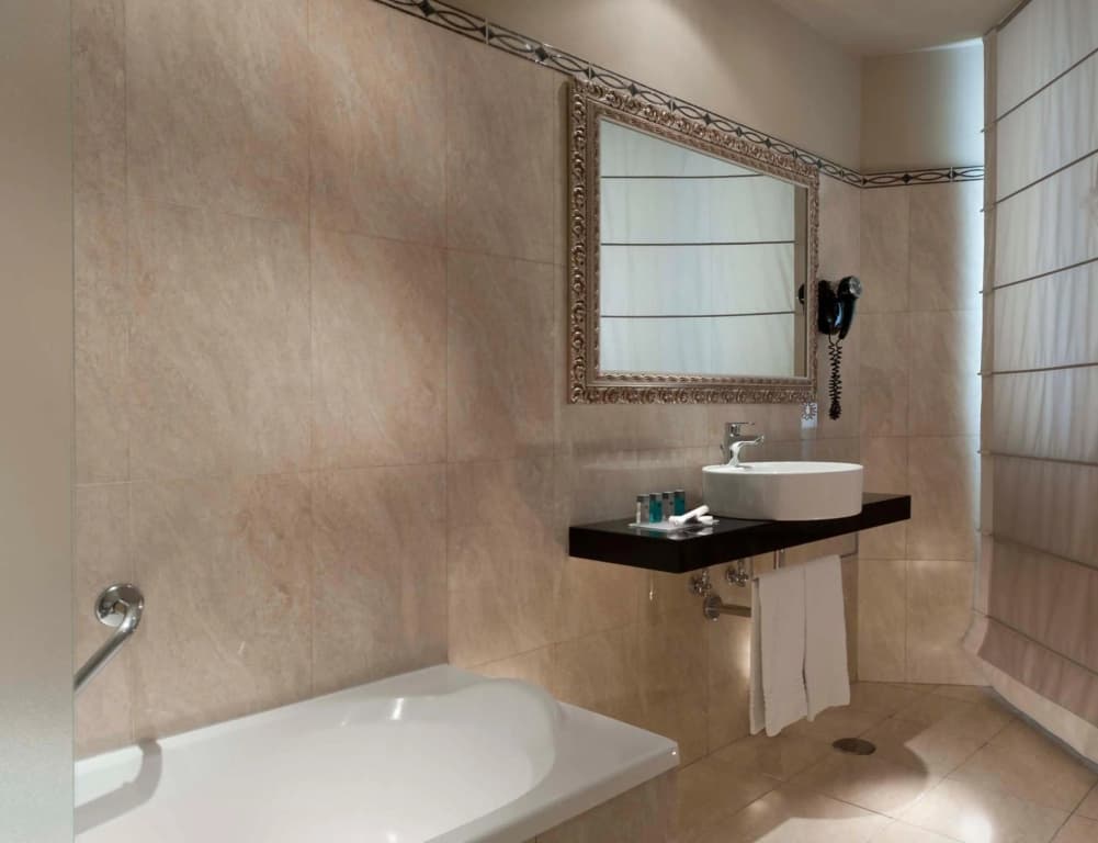 c-hotels Ambasciatori - photo 17