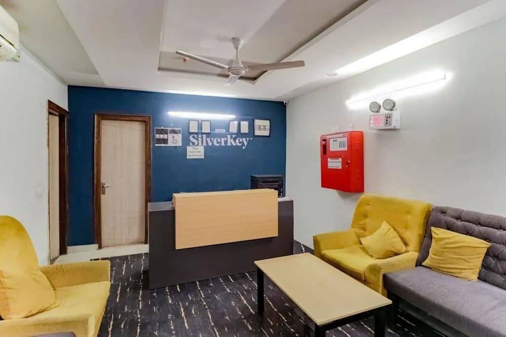 Hotel Nazeer by Adb Rooms - photo 11