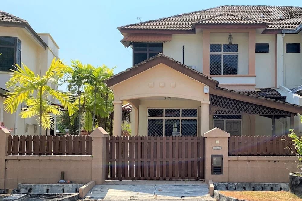 Oyo 90199 Homely&cozy House - photo 29