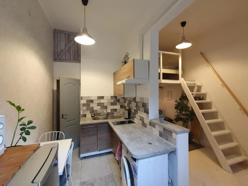 Cozy studio apartment with air condition - photo 8
