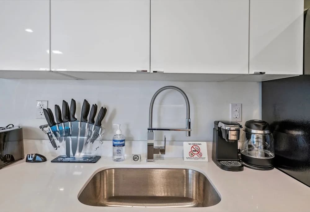 Miami Suite 303 - photo 7
