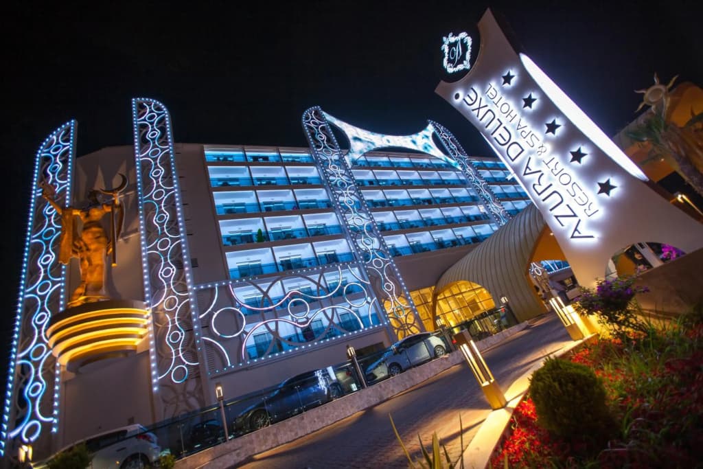 Azura Deluxe Resort & Spa - photo 1