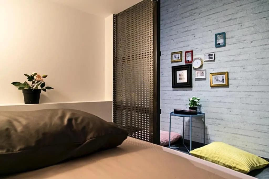 Iconic Athens Hostel - photo 3