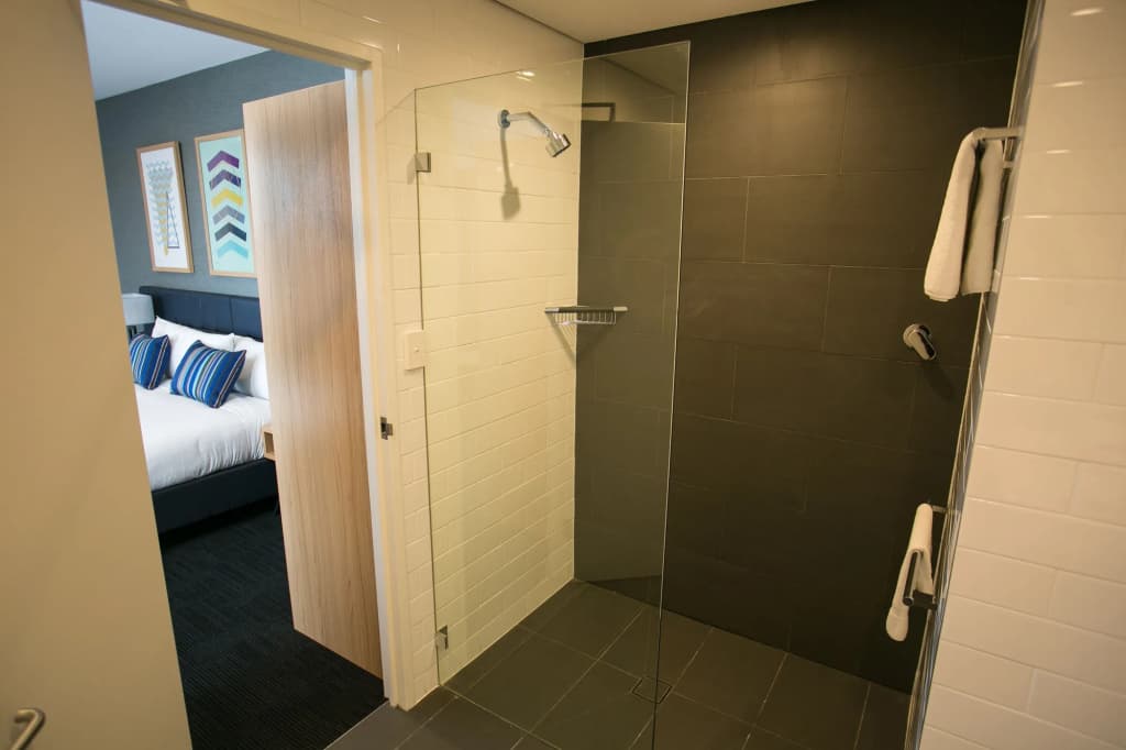 Alpha Hotel Eastern Creek - photo 10