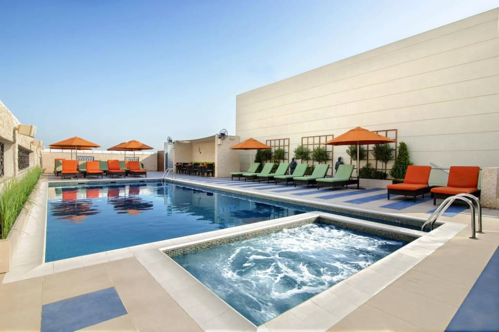 Cosmopolitan Hotel - photo 10