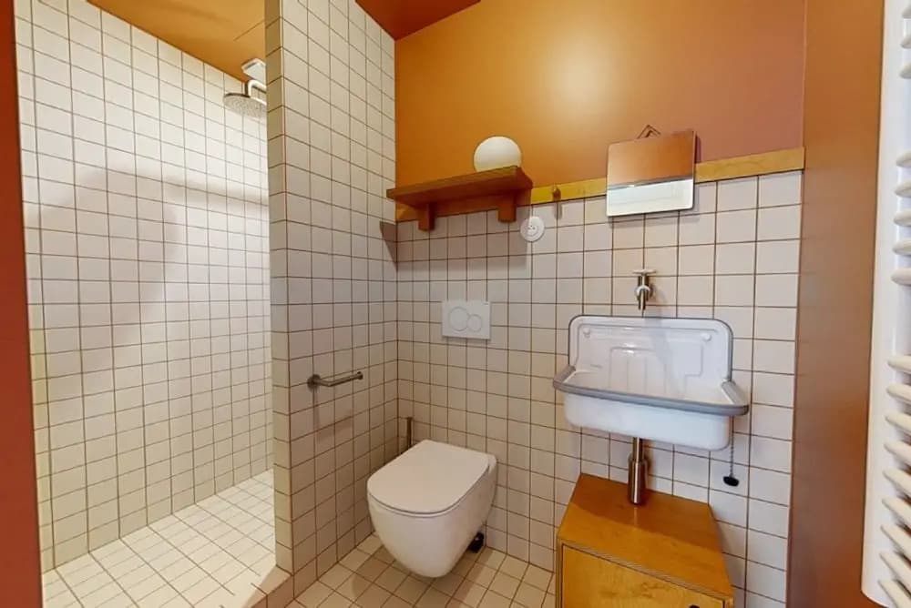 Joivy Pleasant 1-bed Flat w/ Shared Courtyard - photo 4