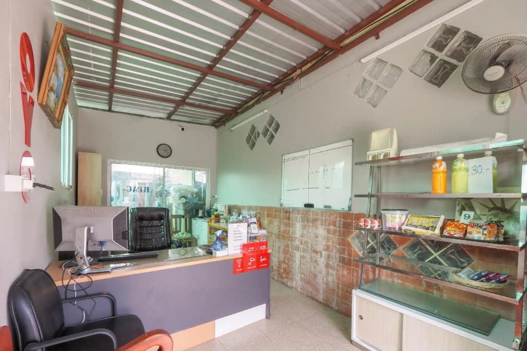 OYO 471 Sunshine Apartment - photo 16