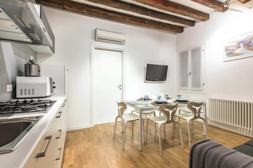 Arsenale Design Apartment R&R - photo 13