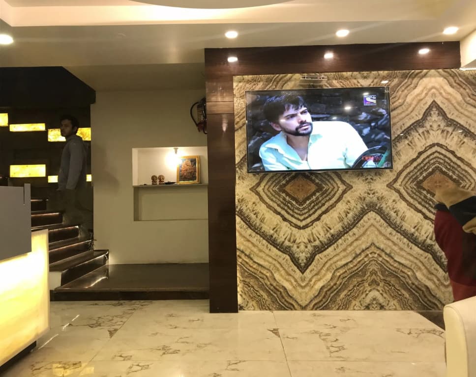 Hotel Gauranga Nearest New Delhi Railway Station - photo 10
