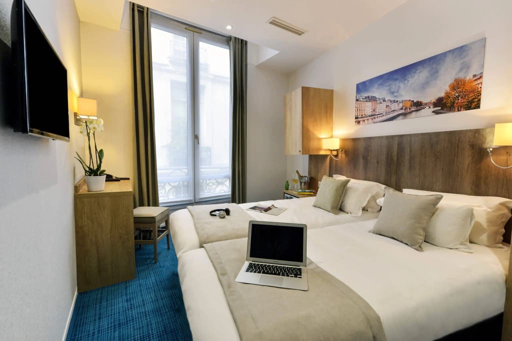 Hotel Eugenie - photo 3
