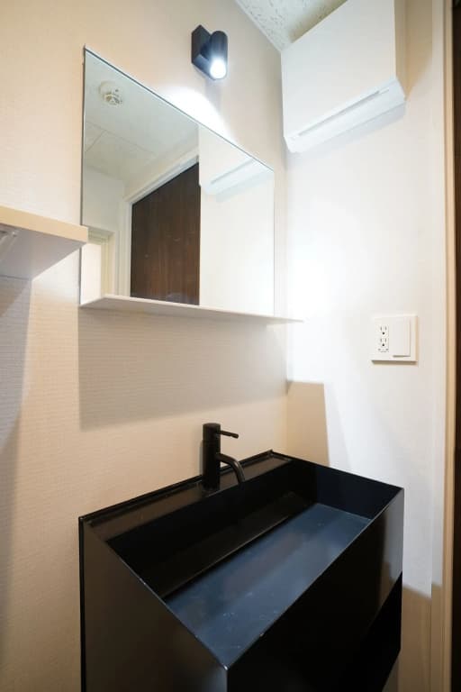 U-Hotel Takadanobaba - photo 7