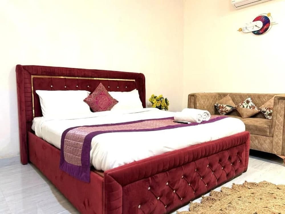 Fortune Home Service Apartment E-28 1A - photo 2