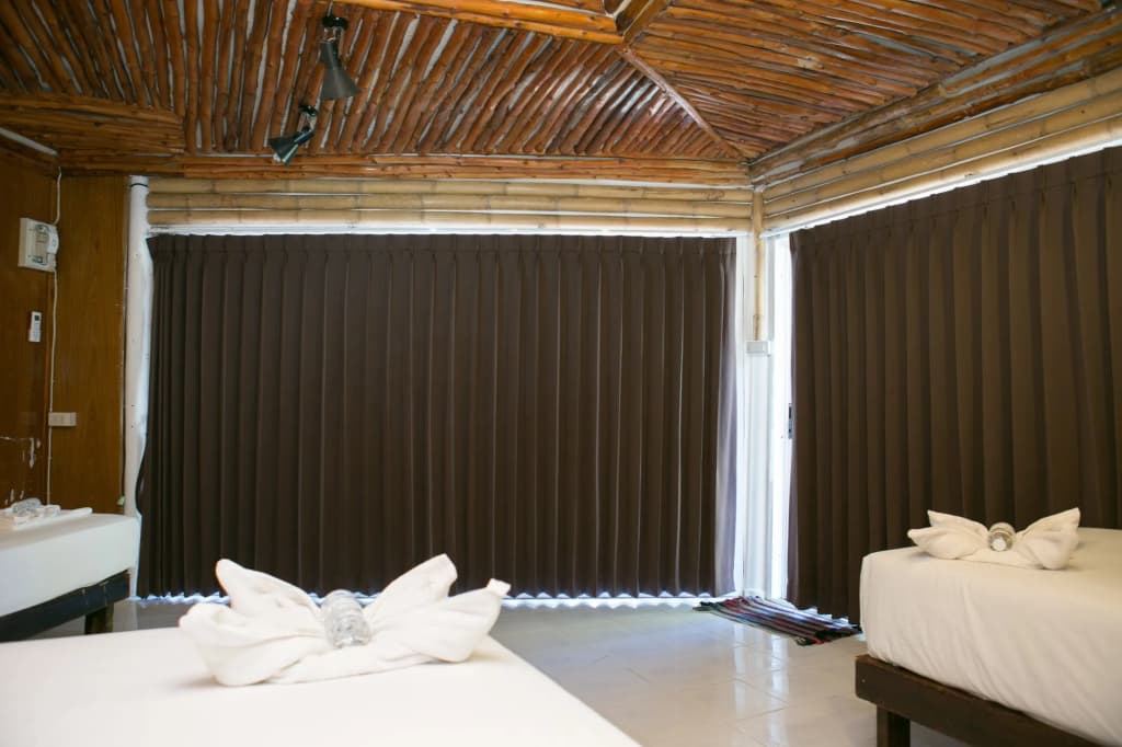 Haadrin Resort - photo 17