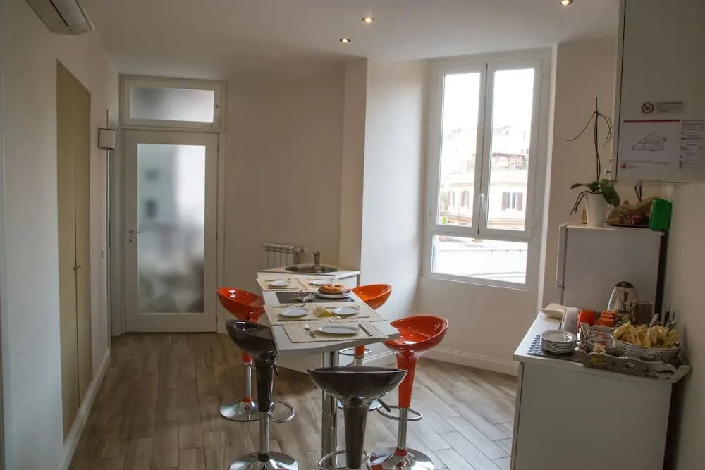 Cavour Forum Suites - photo 10