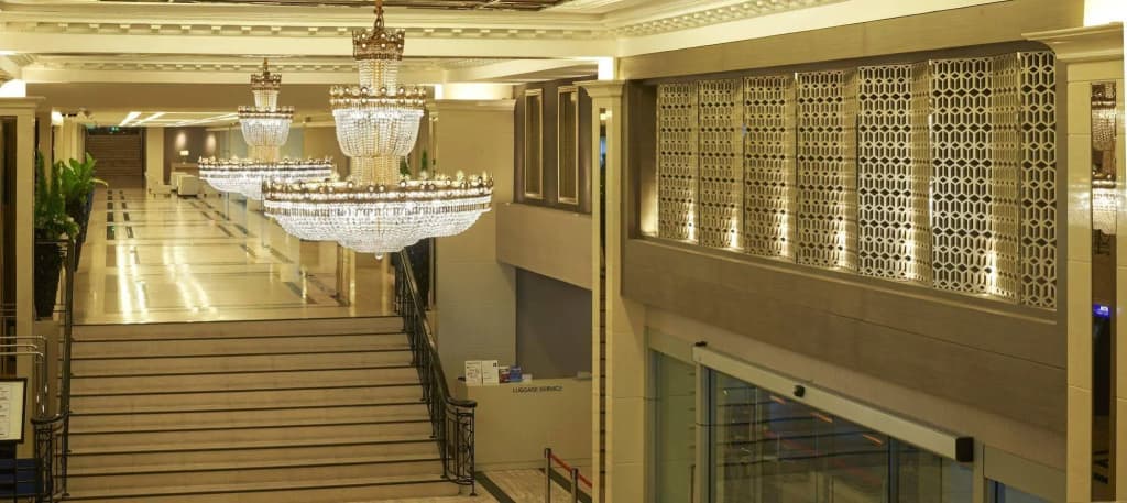 Mandarin Hotel Managed by Centre Point - photo 17