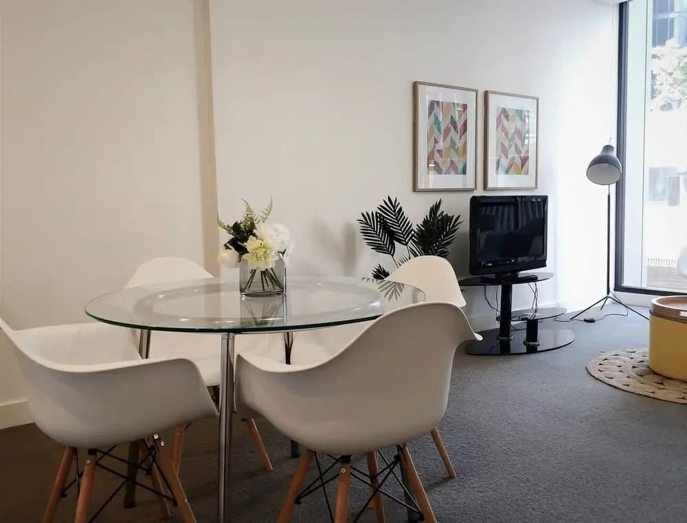 Luxury 1 Bedroom 1 Study With 1 Parking - photo 14
