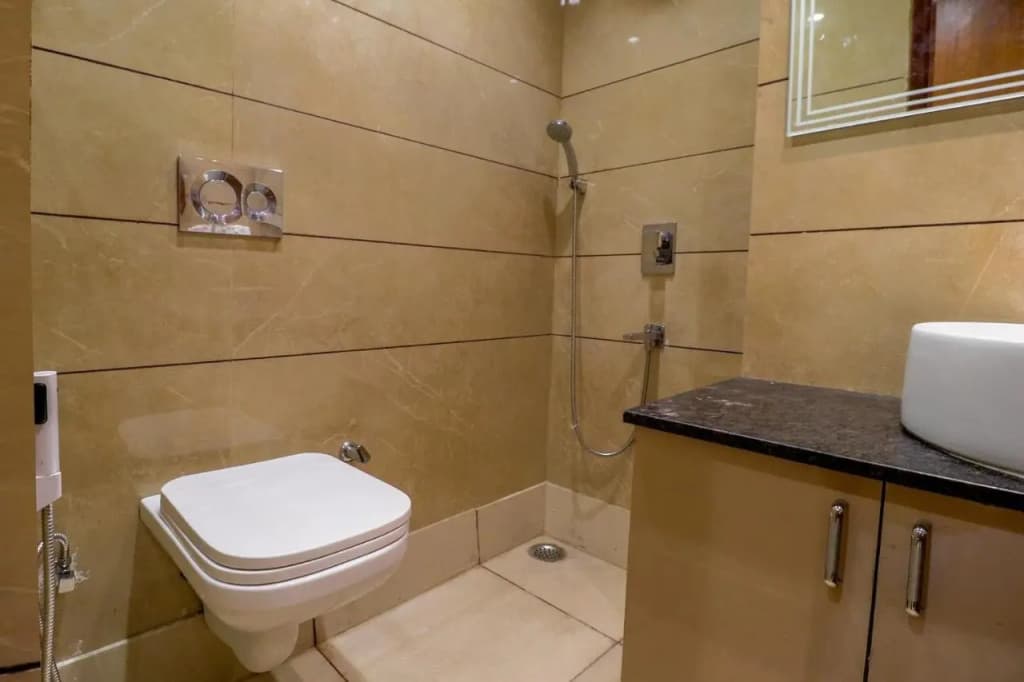 FabHotel F9 Pitampura - photo 10