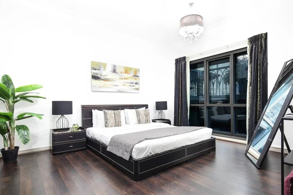 Remarkable & Gorgeous 1BR Loft in Jbr! - main photo