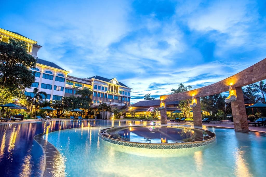Pacific Hotel & Spa - photo 19